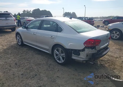 2014 Volkswagen Passat 1.8T Sel Premium from USA, damaged, VIN 1VWCT7A37EC009674